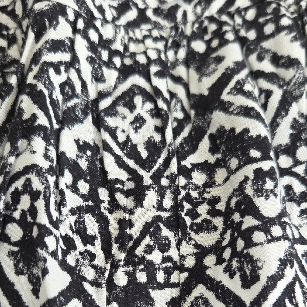 {Lauren Ralph Lauren} Black White Tiered Smocked Ruffle Mini Skirt (Size 12) - Picture 6 of 8